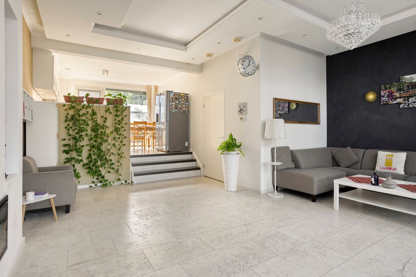 Tussenwoning te koop: Meerhovendreef 19, Eindhoven