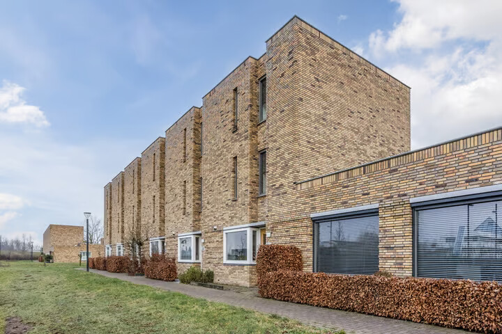 Tussenwoning te koop: Landgraaf 20, Eindhoven