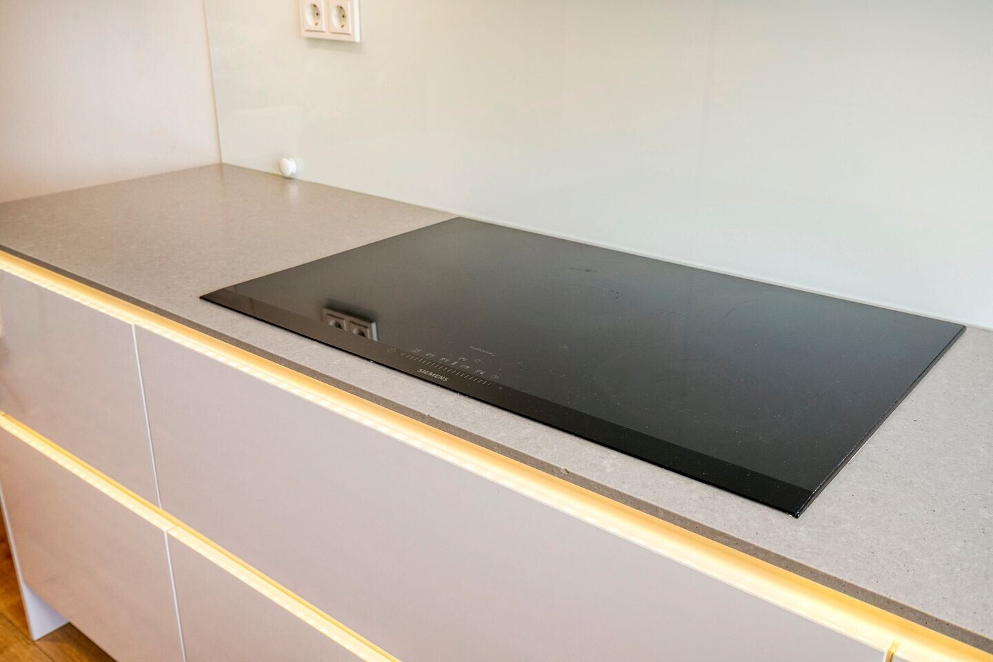 Tussenwoning te koop: Grasdreef 12, Eindhoven