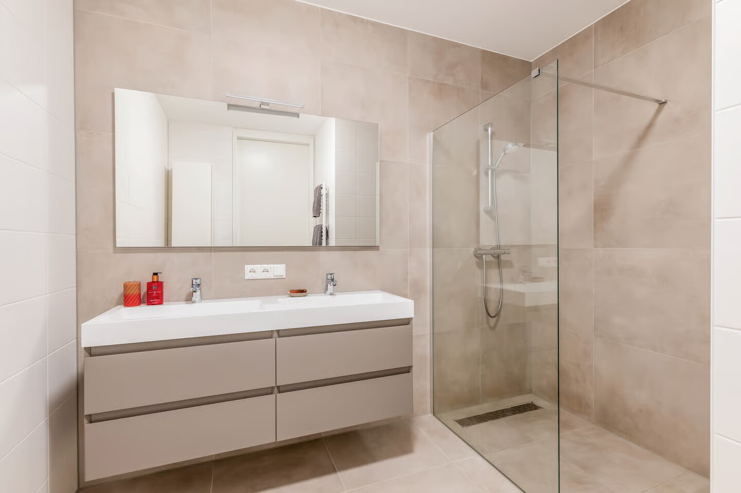 Tussenwoning te koop: Meergras 22, Eindhoven