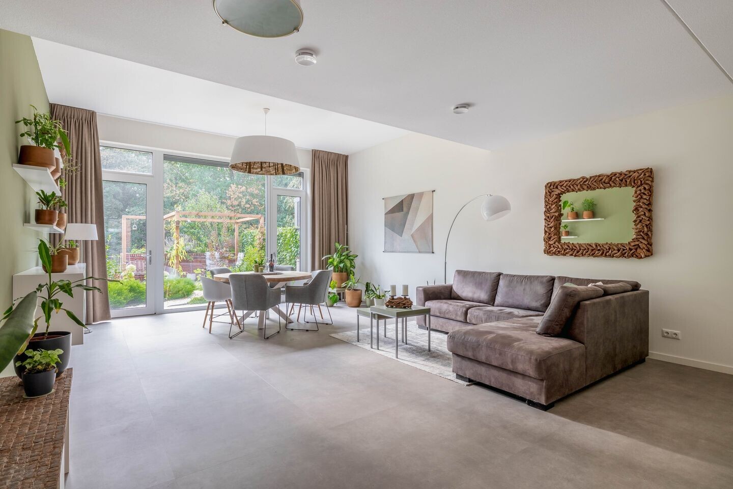 Tussenwoning te koop: Meergras 22, Eindhoven
