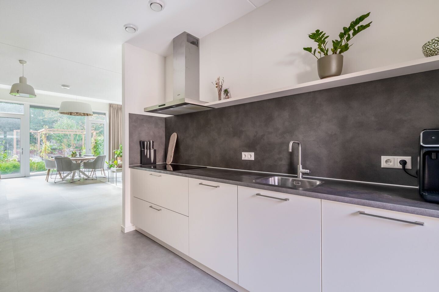 Tussenwoning te koop: Meergras 22, Eindhoven