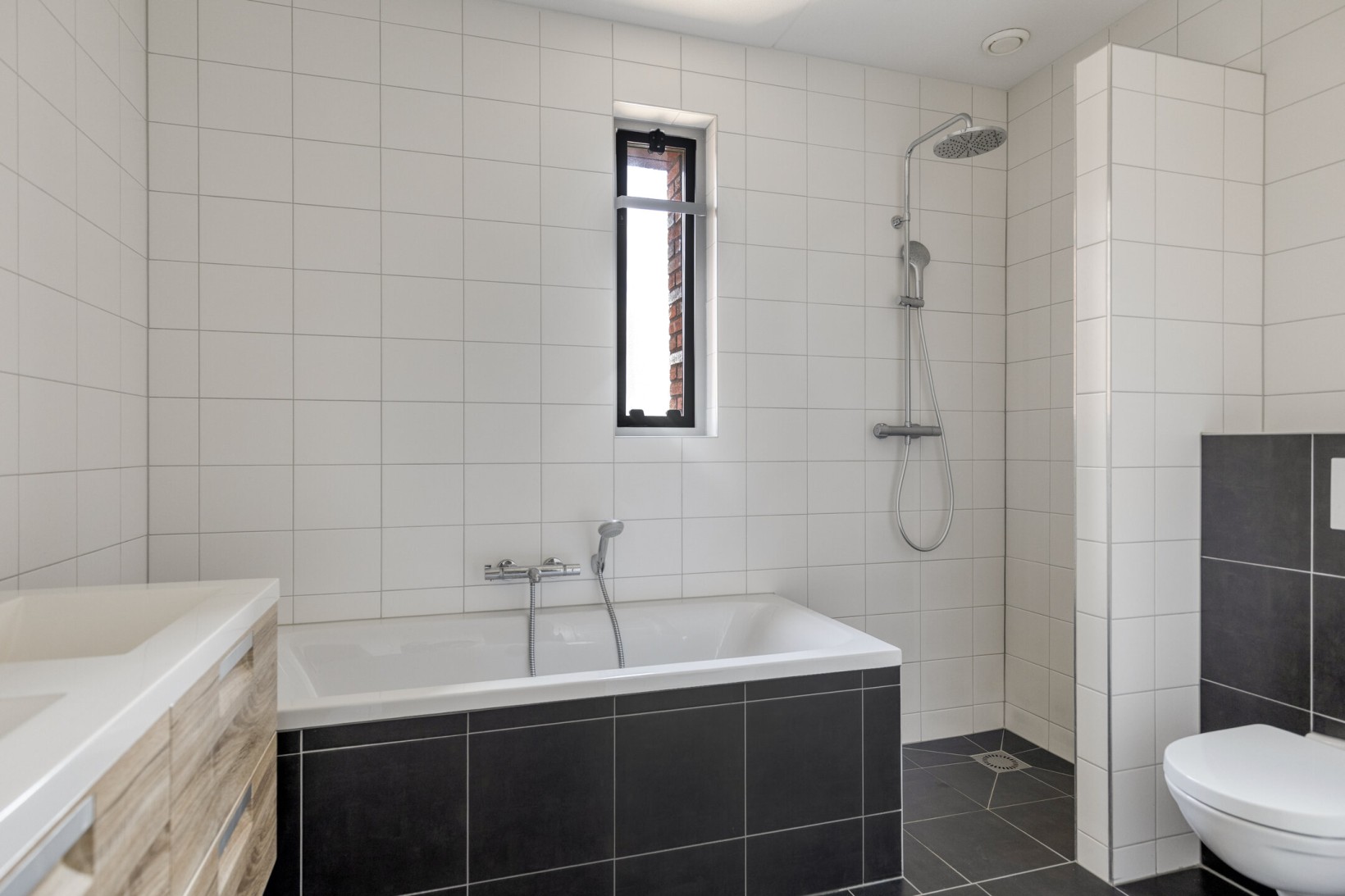 Tussenwoning te koop: Waterlinie 440, Eindhoven