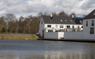 Waterfront 473