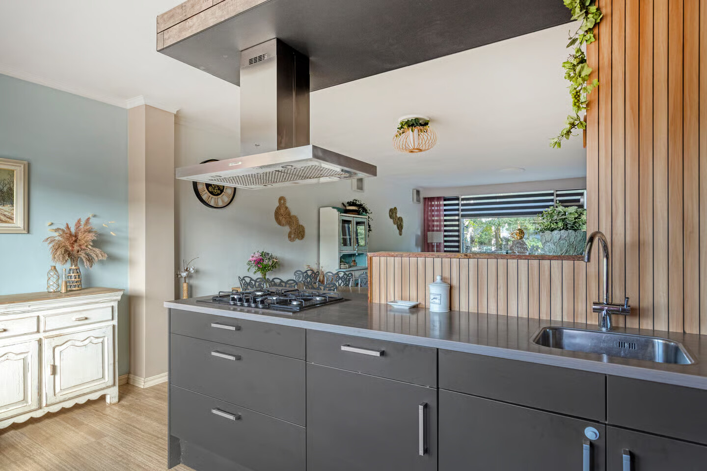 Tussenwoning te koop: Beringstraat 47, Geldrop