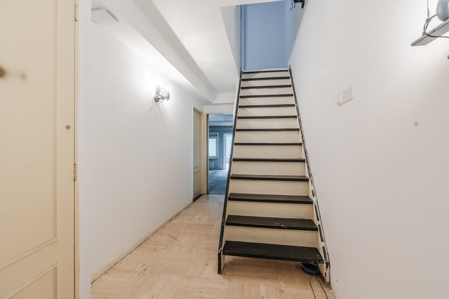 Tussenwoning te koop: Beringstraat 55, Geldrop