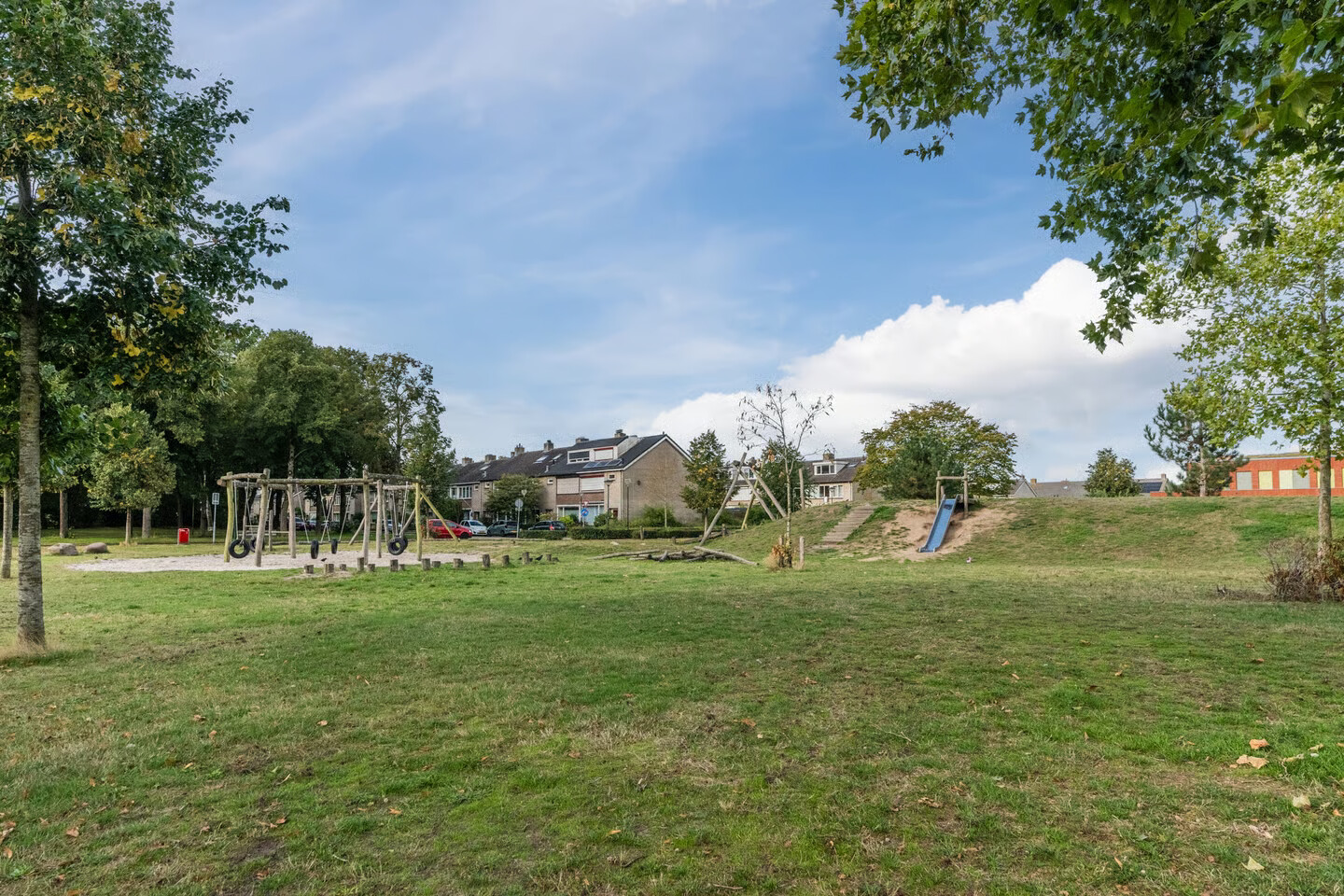 Tussenwoning te koop: Beringstraat 55, Geldrop