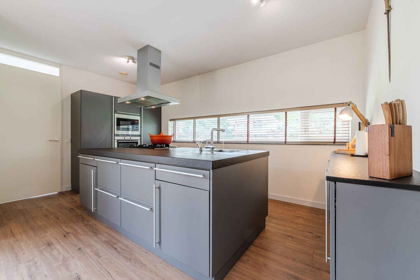 Hoekwoning te koop: Wethouder Jeuckenstraat 11, Geldrop