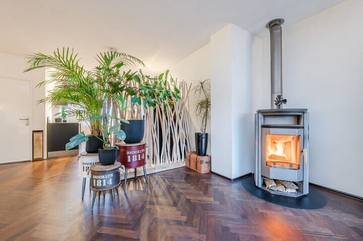 Vrijstaande woning te koop: Sluisstraat 45, Geldrop