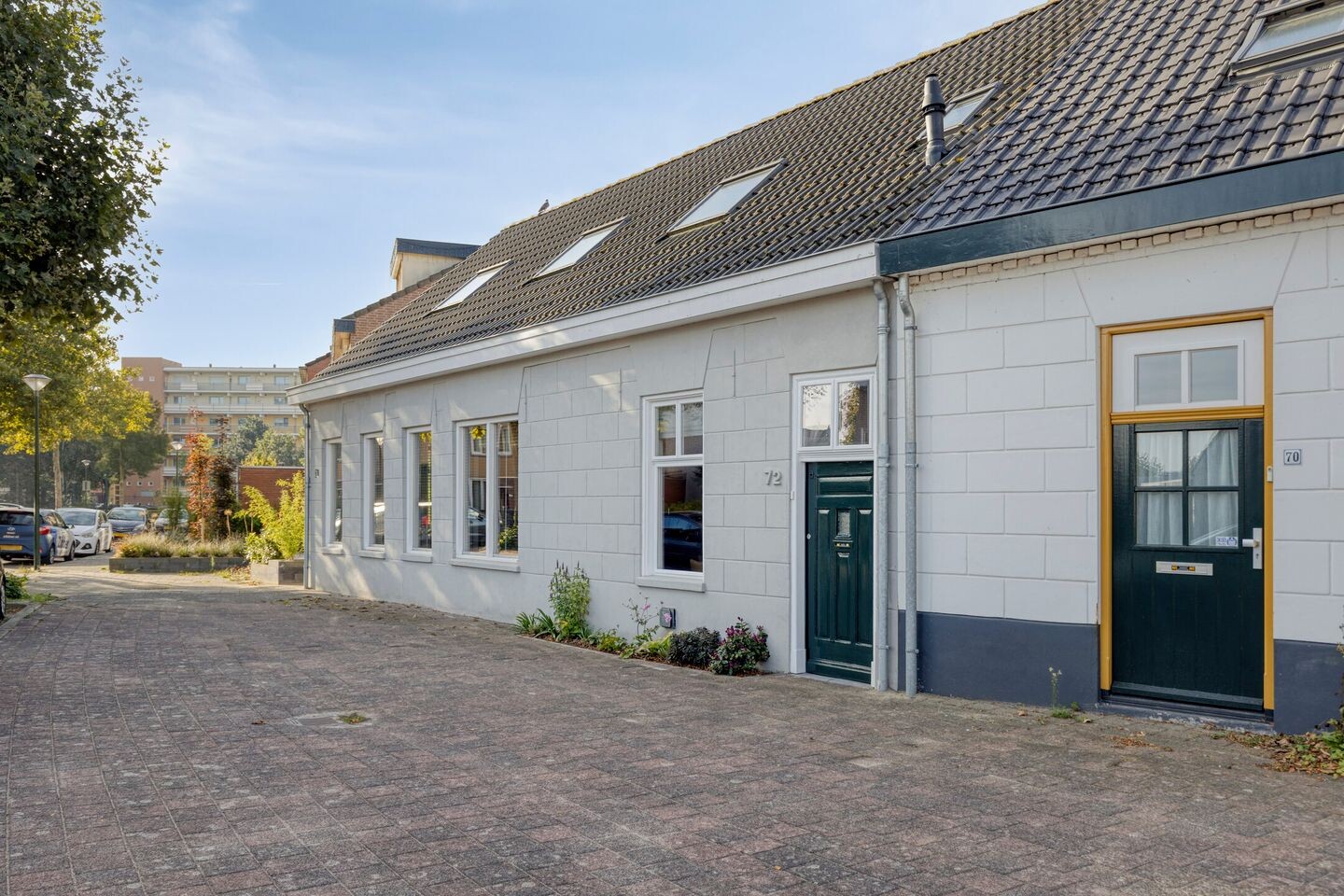 Tussenwoning te koop: Sluisstraat 72, Geldrop