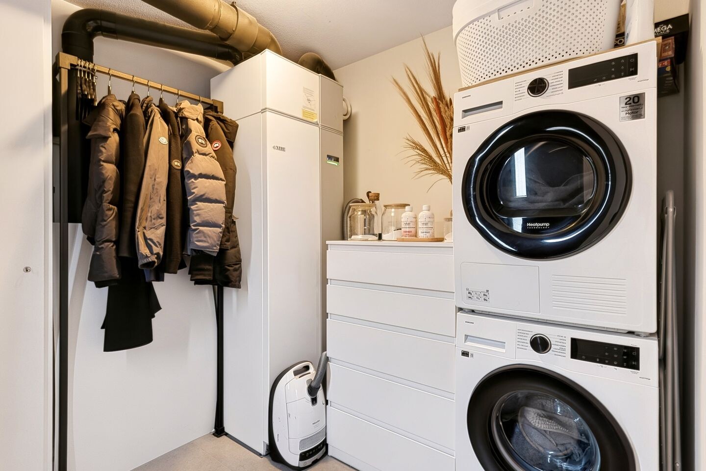 Tussenwoning te koop: de Bleekvelden 19, Geldrop