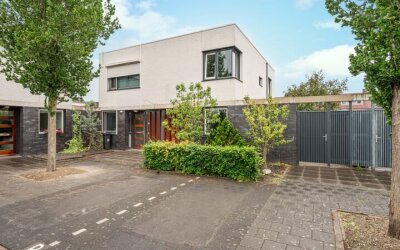 Barones van Voorst tot Voorsthof 6