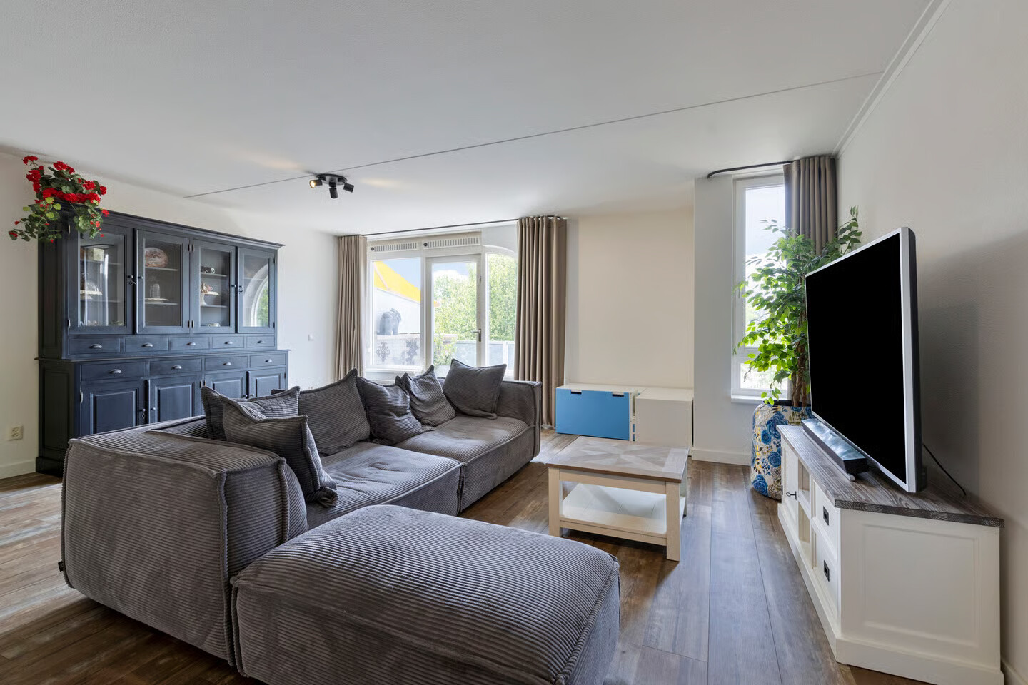Appartement te koop: Vincent van Goghstraat 239, Nuenen