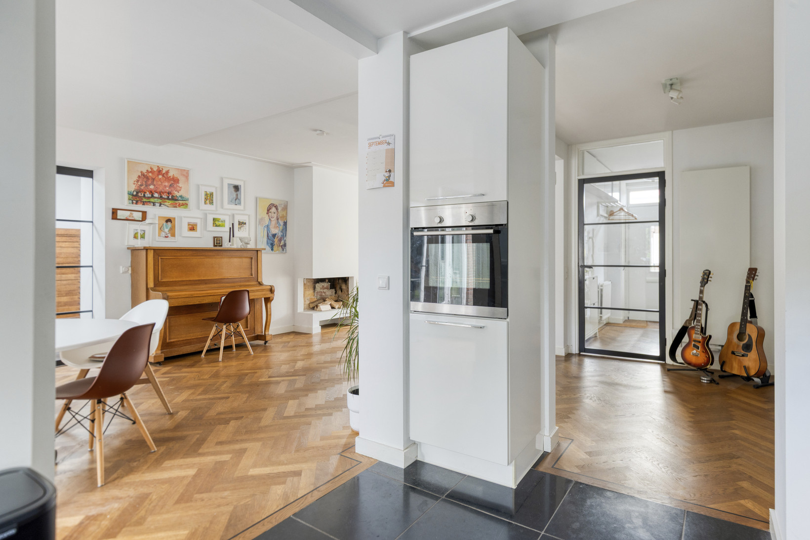 Twee-onder-één-kap te koop: Marijkestraat 10, Nuenen