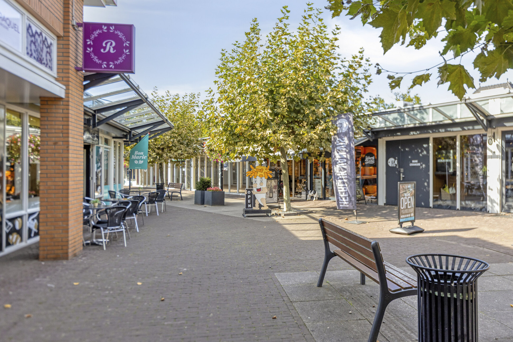 Twee-onder-één-kap te koop: Marijkestraat 10, Nuenen
