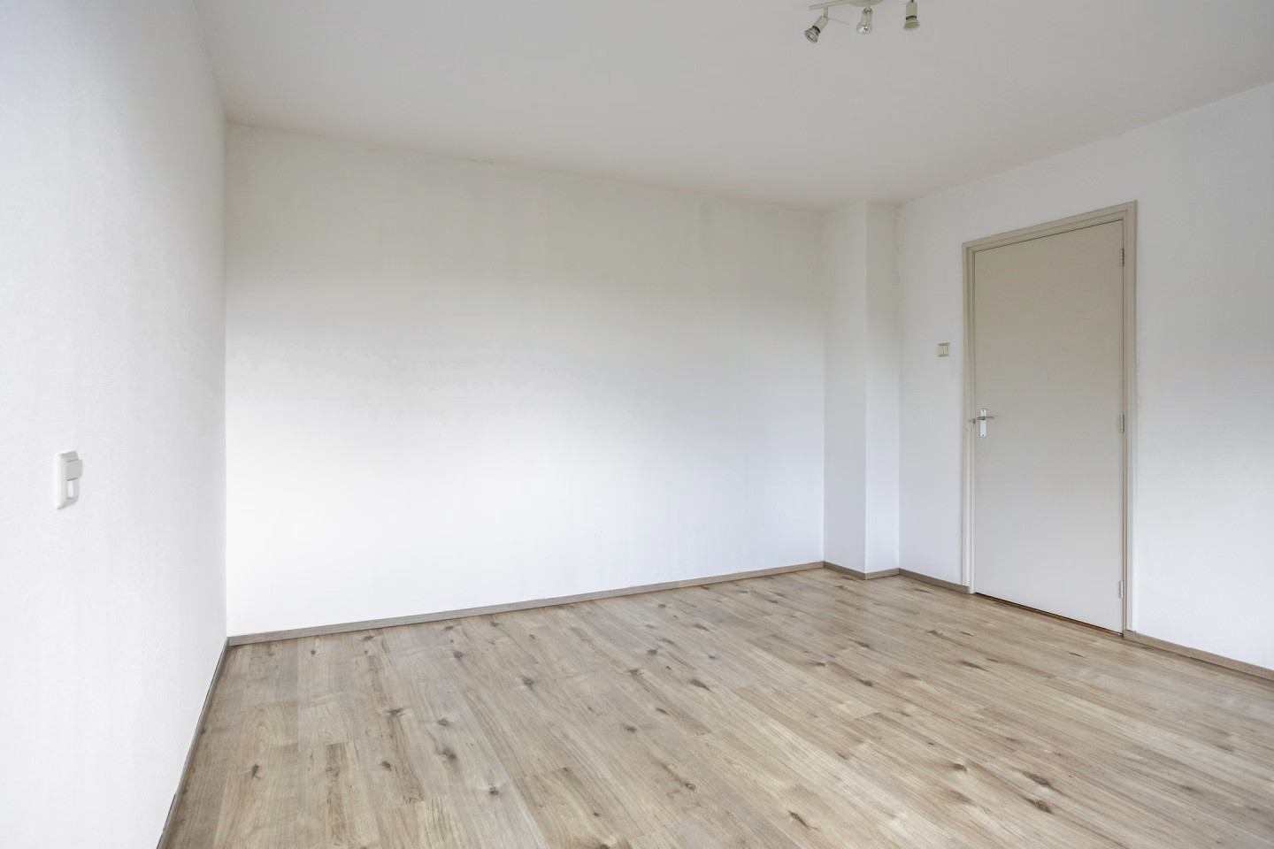 Tussenwoning te koop: Refeling 57, Nuenen