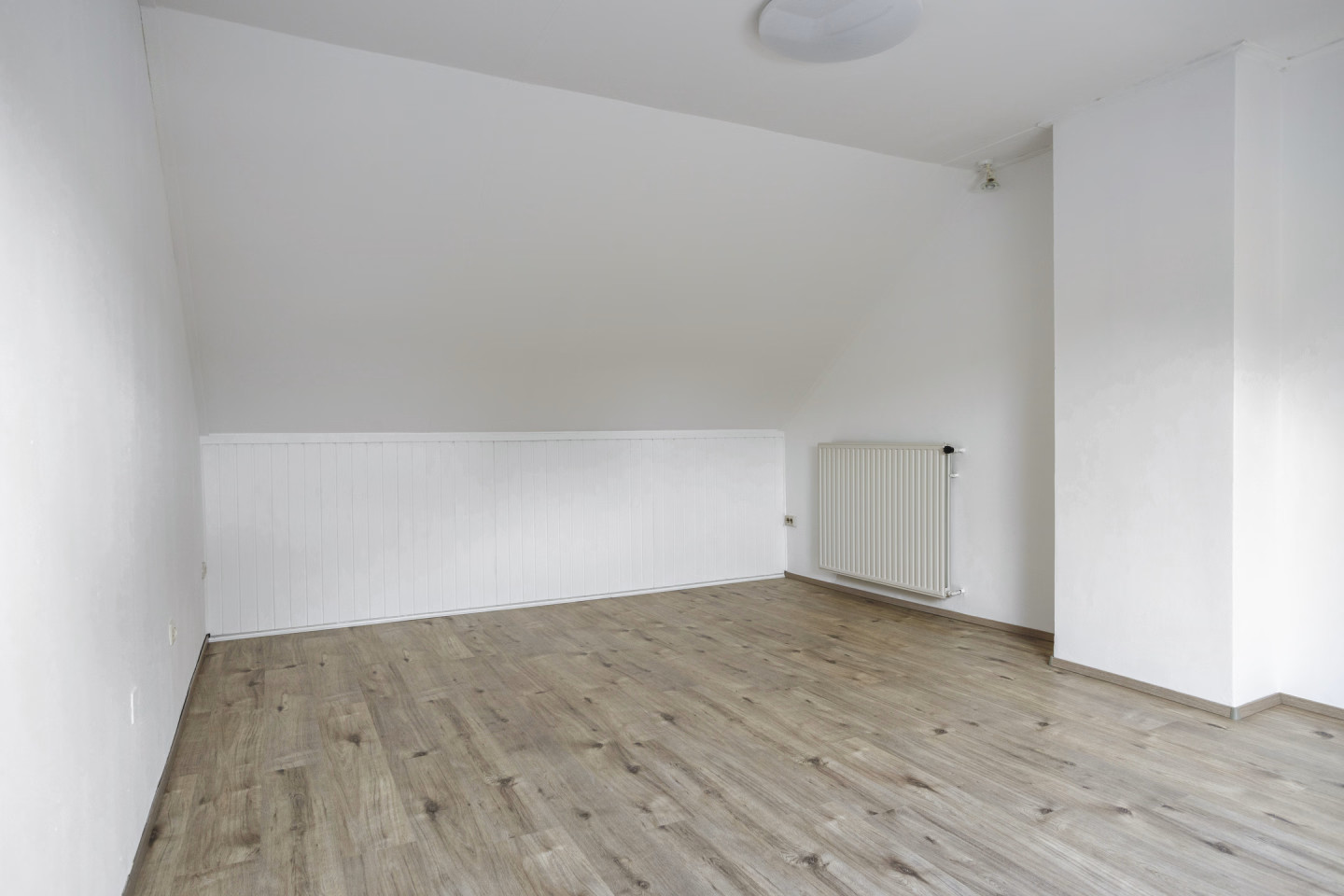 Tussenwoning te koop: Refeling 57, Nuenen