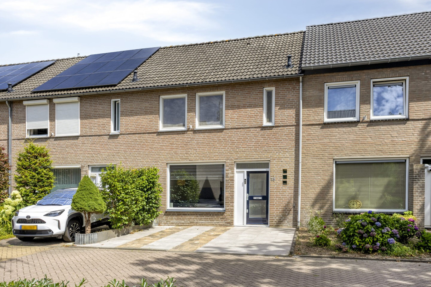 Tussenwoning te koop: Kapmeeuwhof 15, Nuenen
