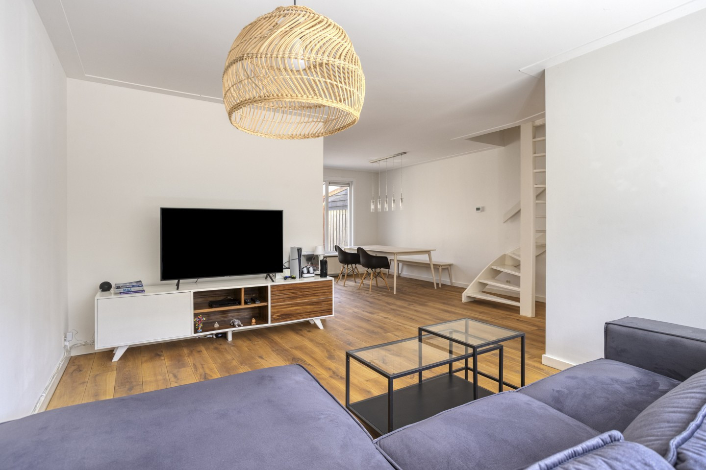 Tussenwoning te koop: Kapmeeuwhof 15, Nuenen