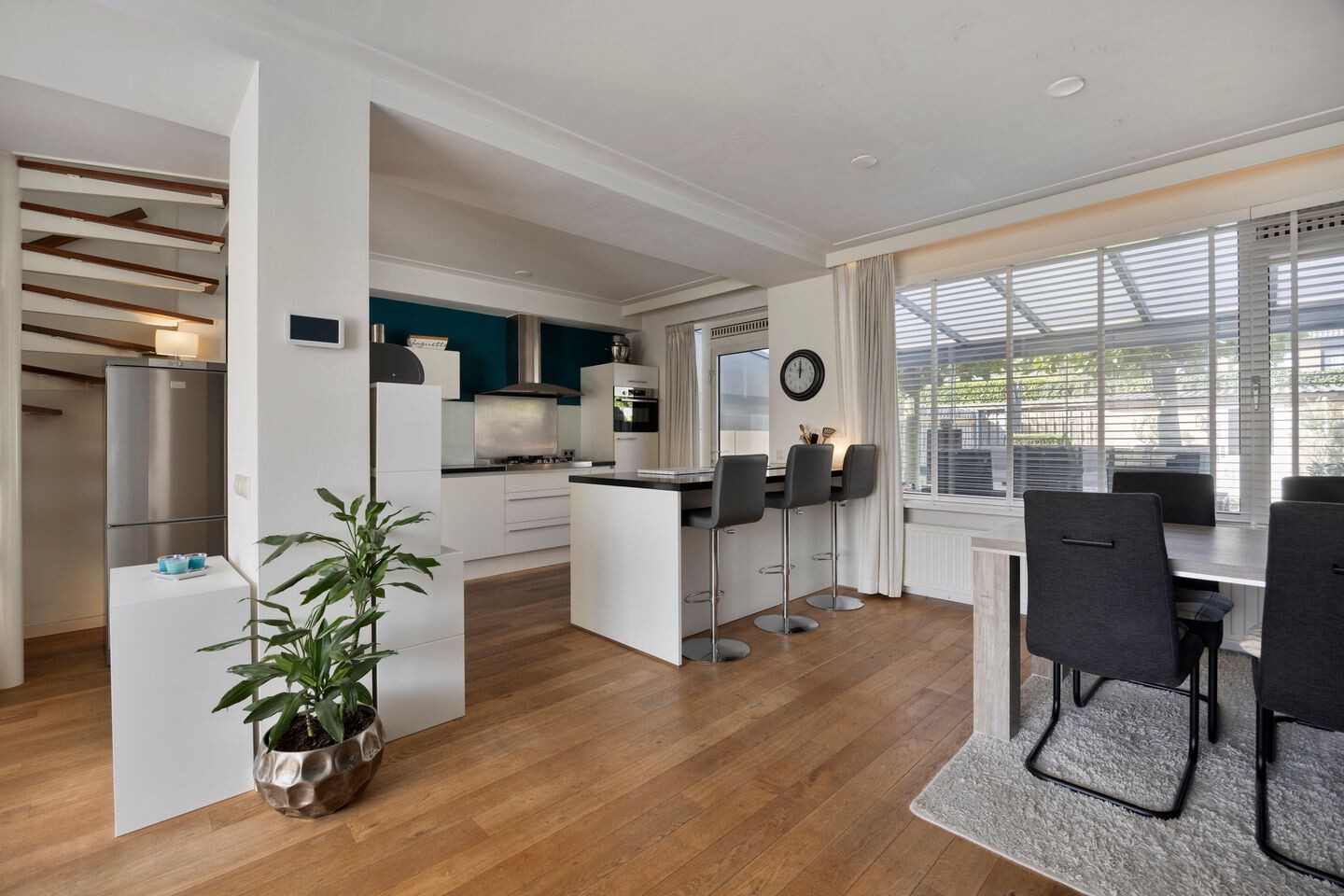 Tussenwoning te koop: Koolmeeshof 12, Nuenen