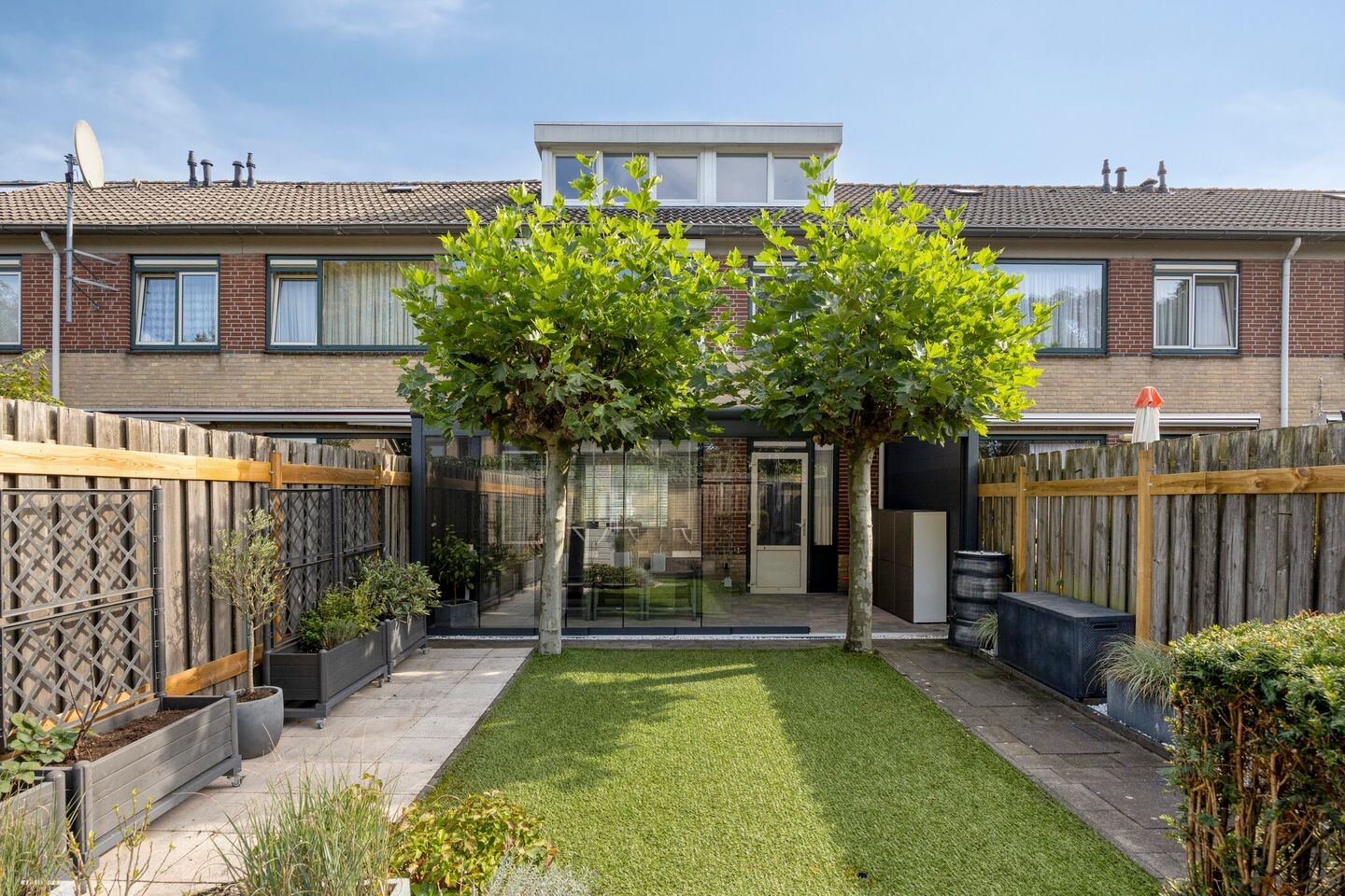 Tussenwoning te koop: Koolmeeshof 12, Nuenen