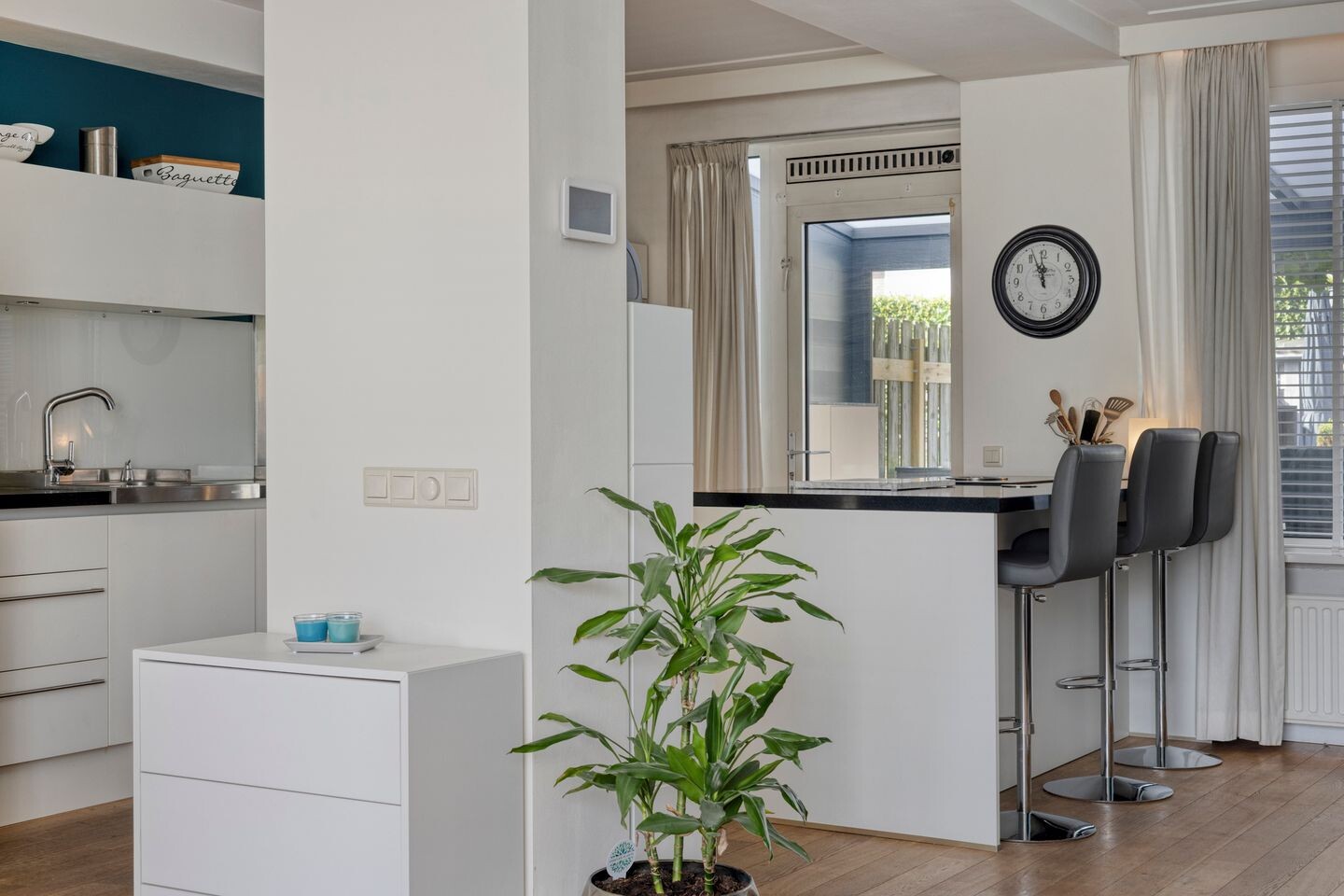 Tussenwoning te koop: Koolmeeshof 12, Nuenen