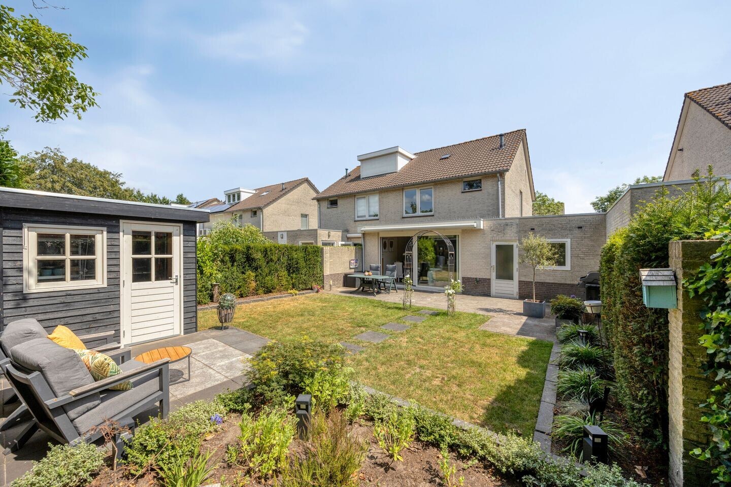 Tussenwoning te koop: Laan ter Catten 14, Nuenen