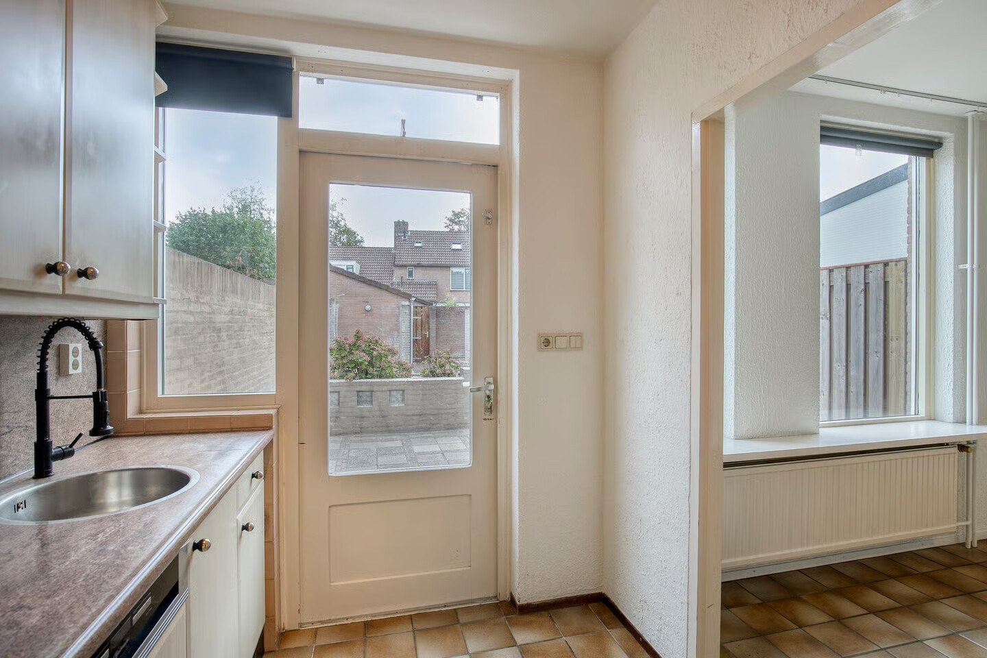 Tussenwoning te koop: De Doorn 16, Nuenen
