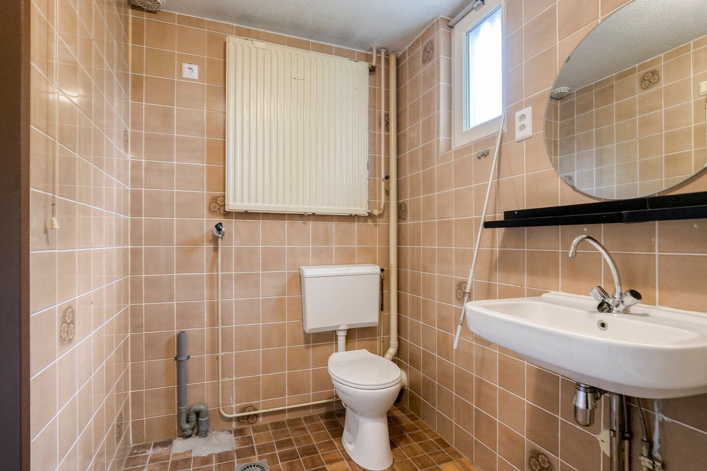 Tussenwoning te koop: De Doorn 16, Nuenen