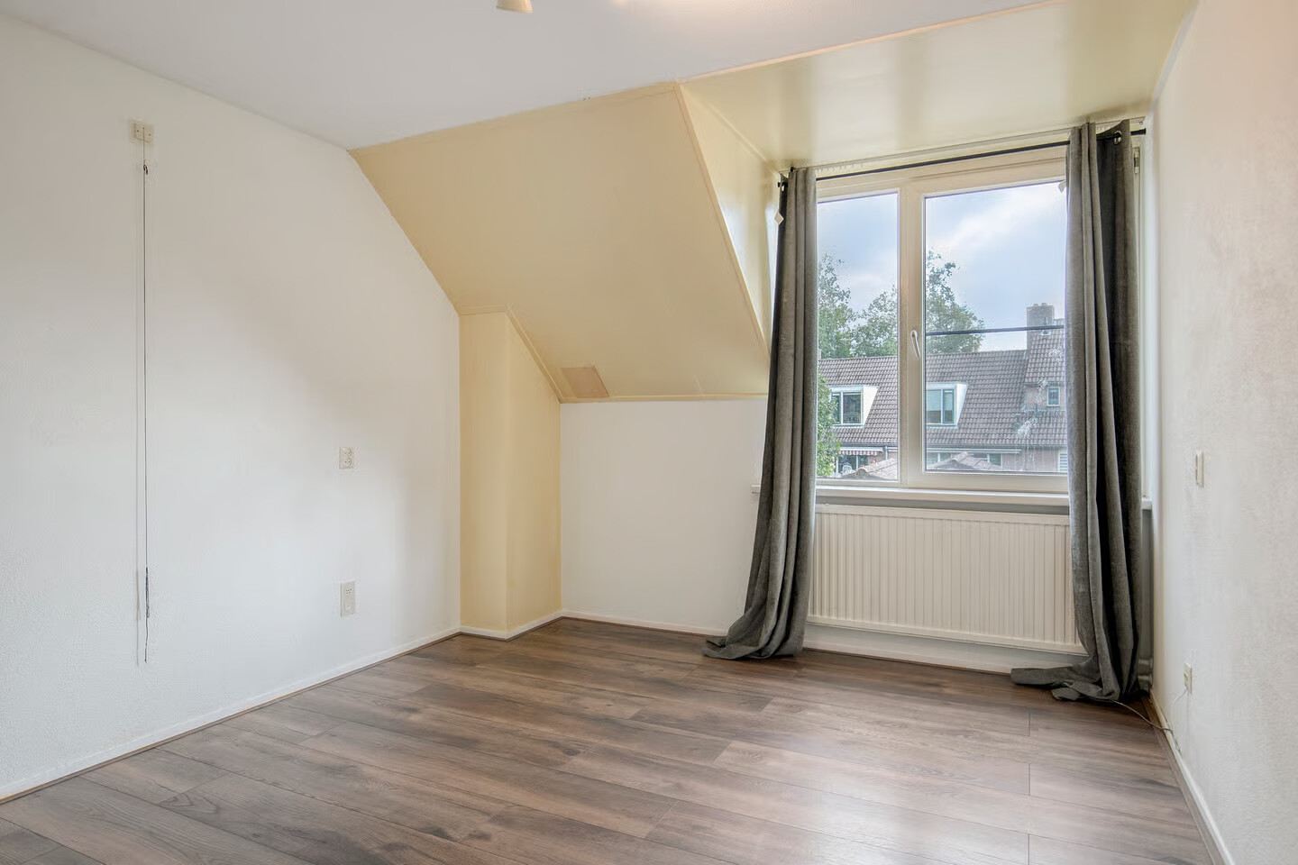 Tussenwoning te koop: De Doorn 16, Nuenen