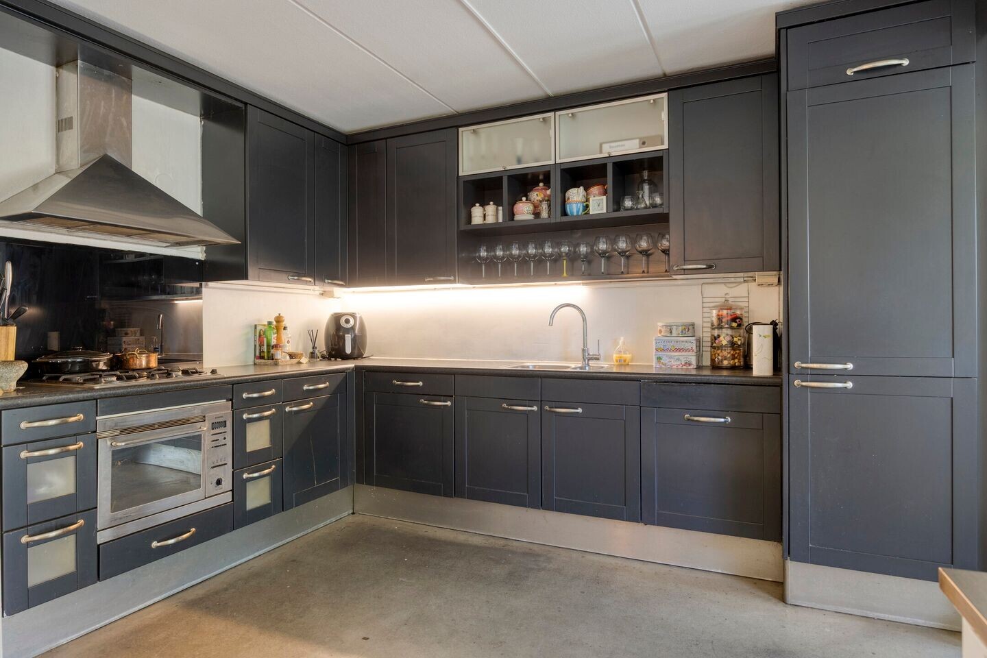 Tussenwoning te koop: Laan van Nuenhem 3, Nuenen