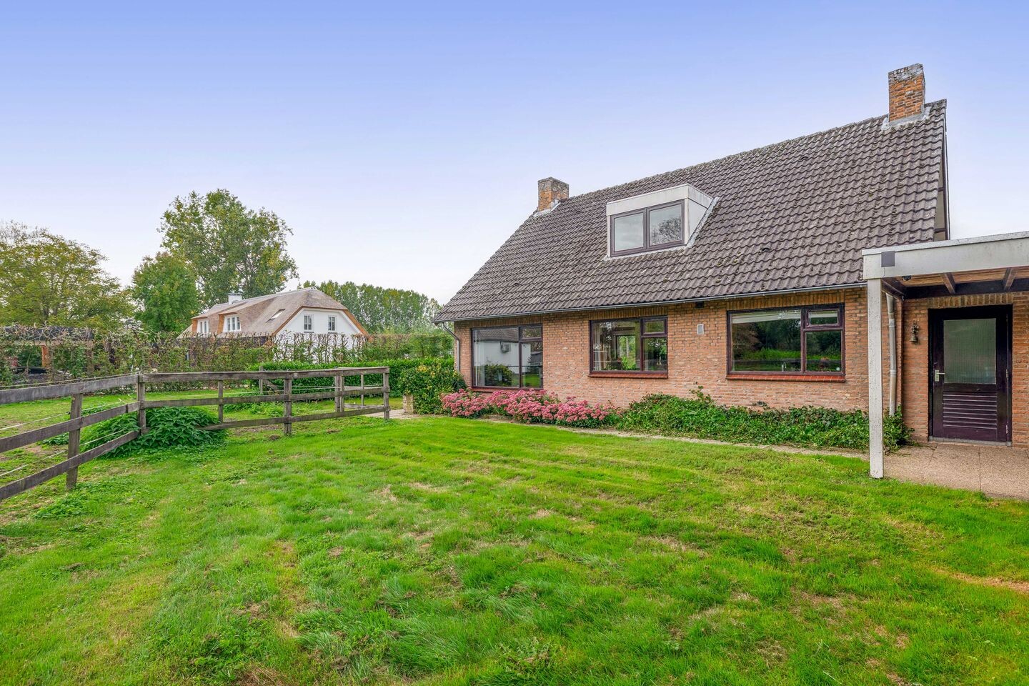 Vrijstaande woning te koop: Langlaar 7, Nuenen