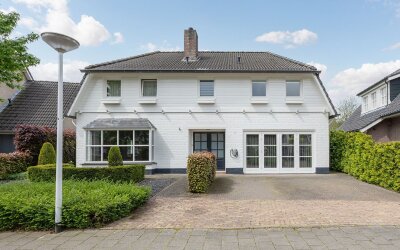 Hulst 19