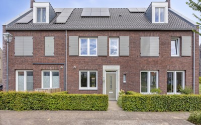 Broekbeemd 19