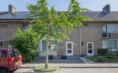 Huis te koop Pastoor W. Hellemonsstraat 19