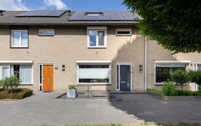 Raadhuisstr. 243