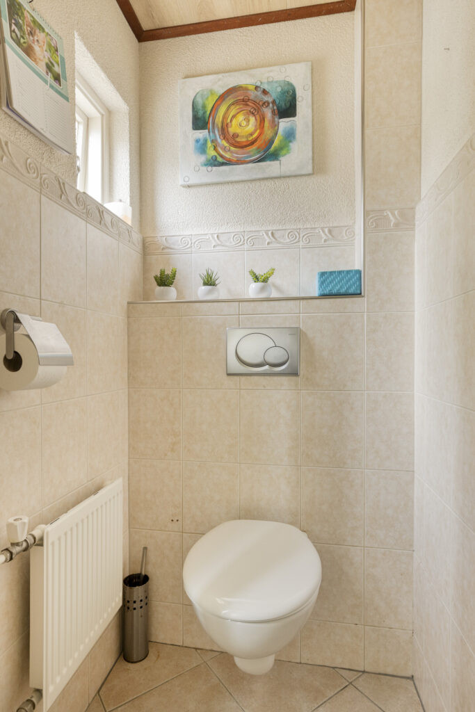 Tussenwoning te koop: Dr. H. Mollerstraat 44, Best