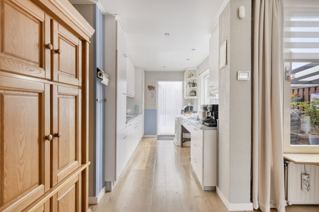 Tussenwoning te koop: Dr. H. Mollerstraat 44, Best