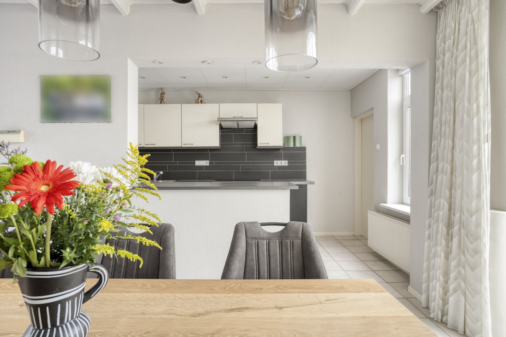 Tussenwoning te koop: Johan Frisopark 66, Best