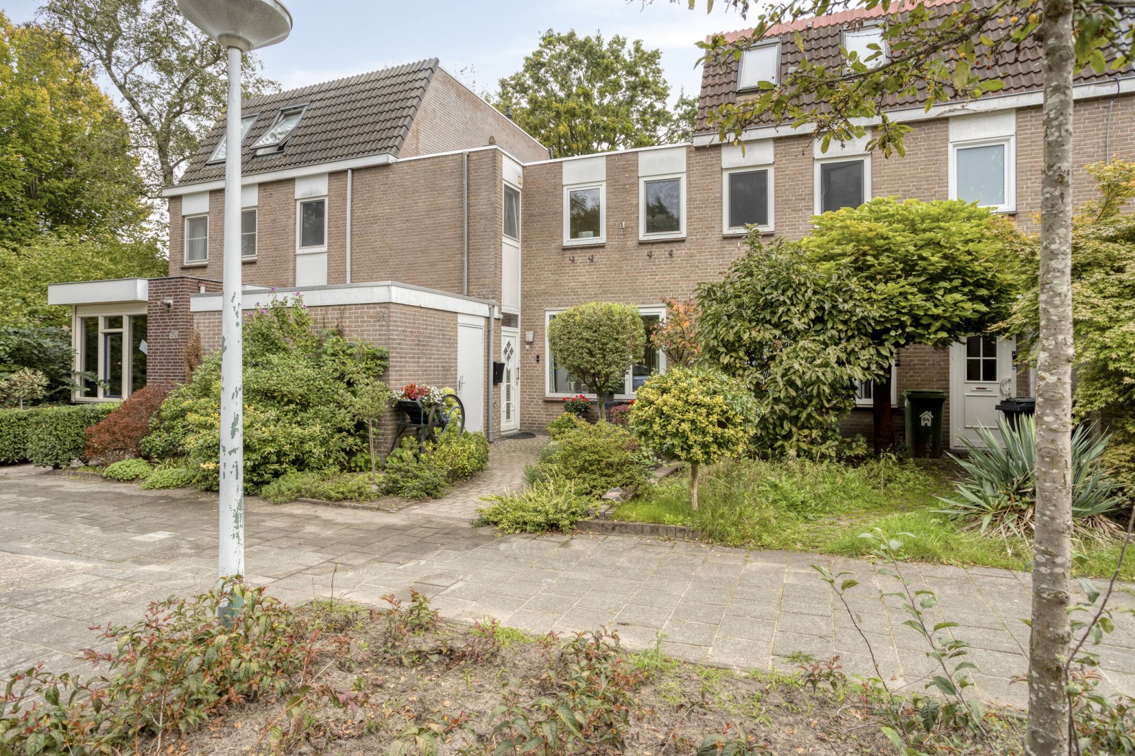 Tussenwoning te koop: Johan Frisopark 66, Best