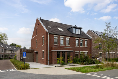 Aarlesche Erven 11