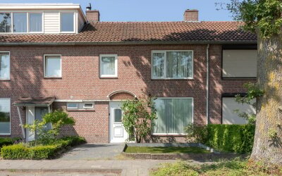 Karel Doorm. 28