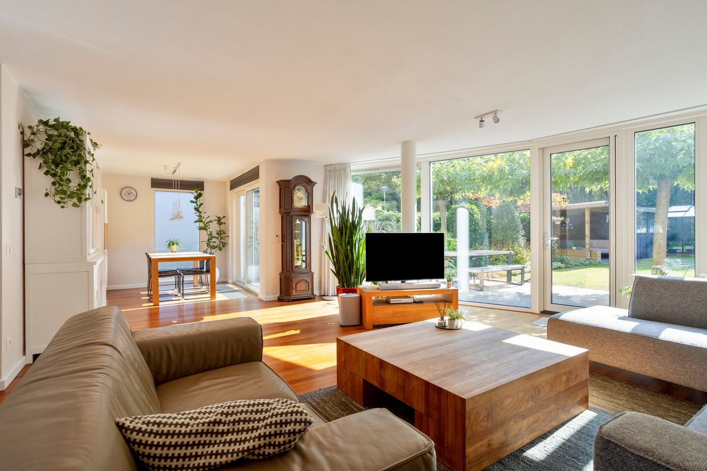 Hoekwoning te koop: Landheuvel 1, Best