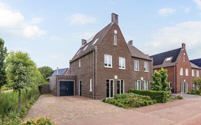 Meester de Weertstraat 24-A