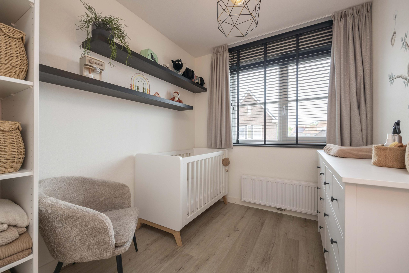 Tussenwoning te koop: Meester De Weertstraat 7, Oirschot