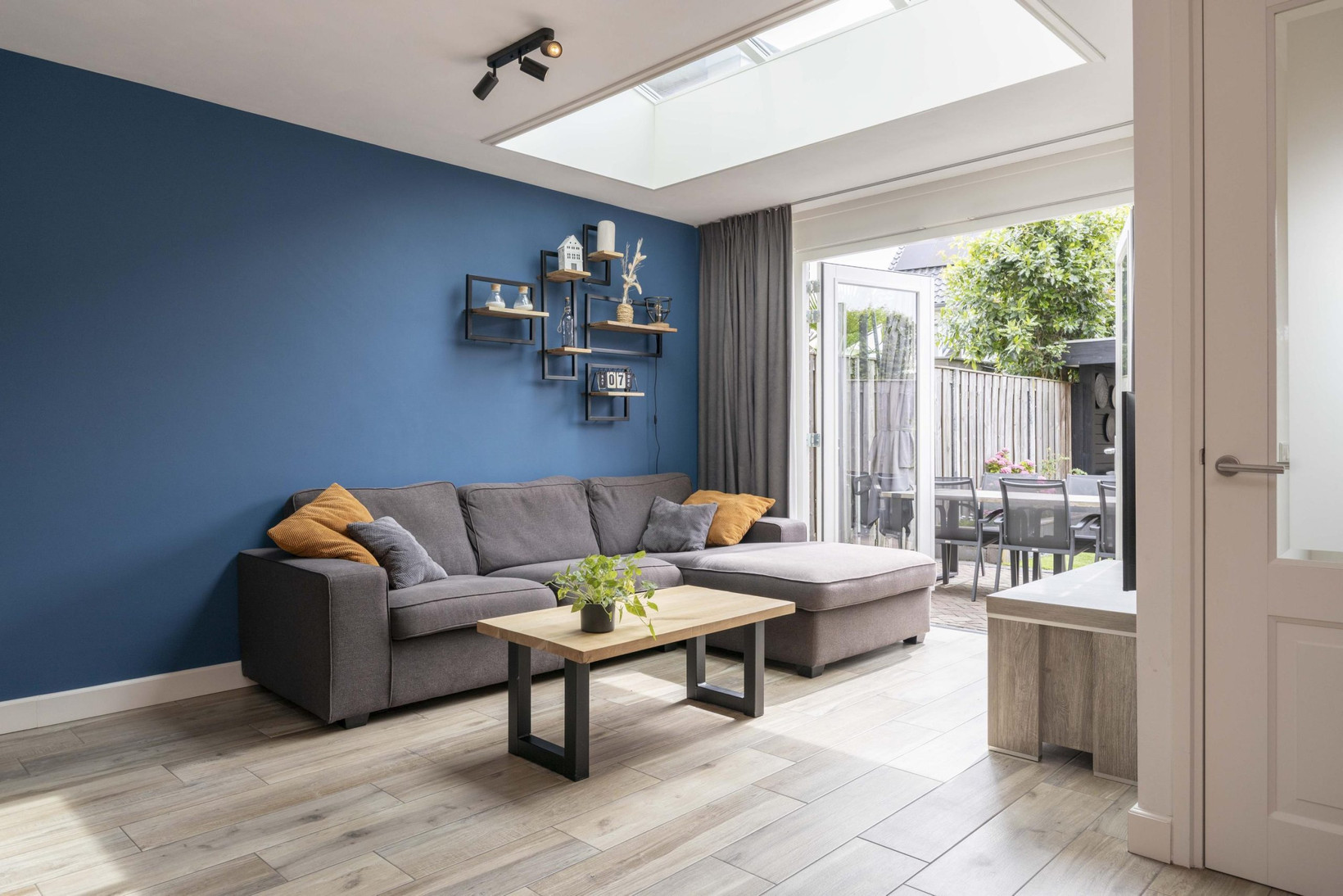 Tussenwoning te koop: Meester De Weertstraat 7, Oirschot