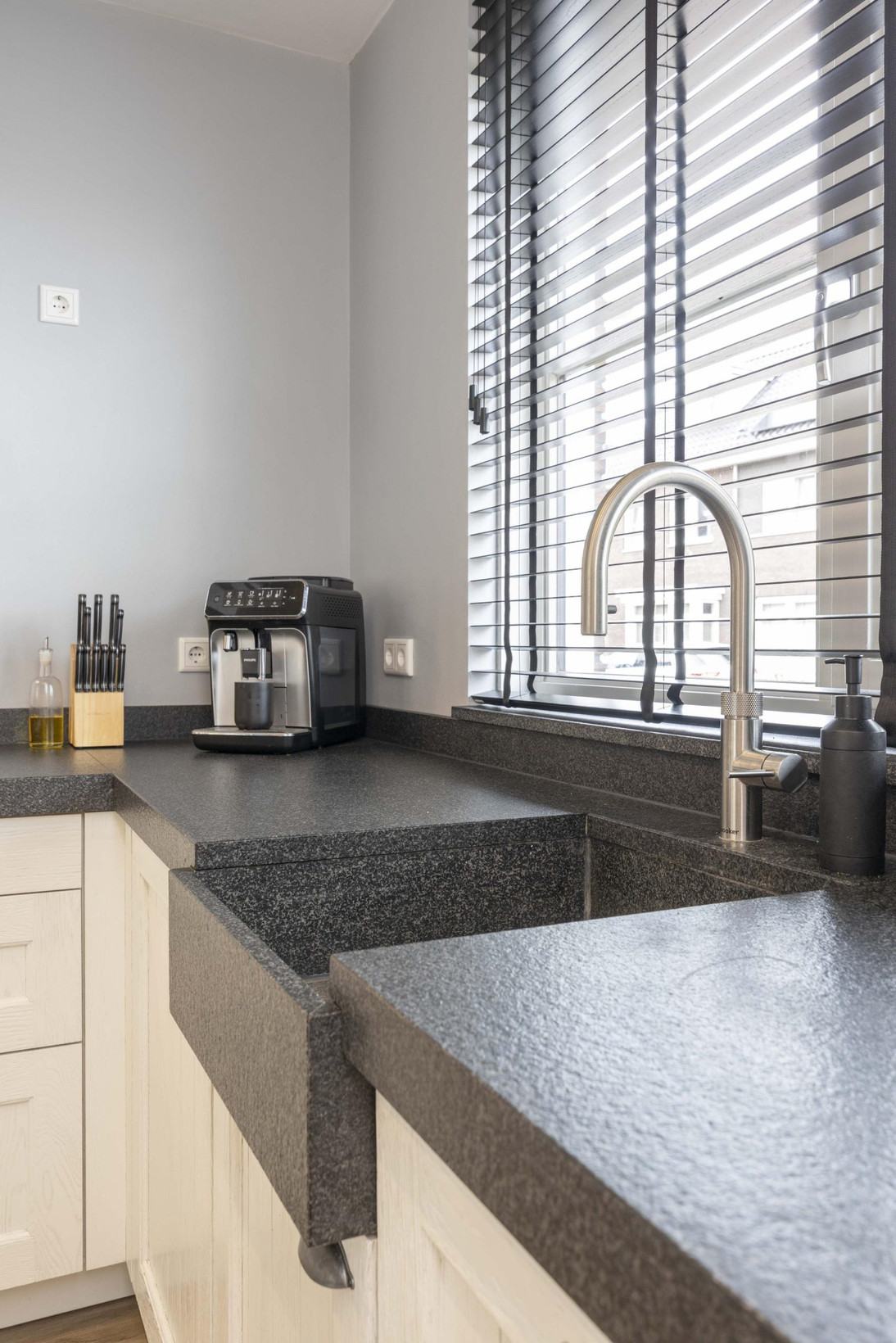 Tussenwoning te koop: Meester De Weertstraat 7, Oirschot
