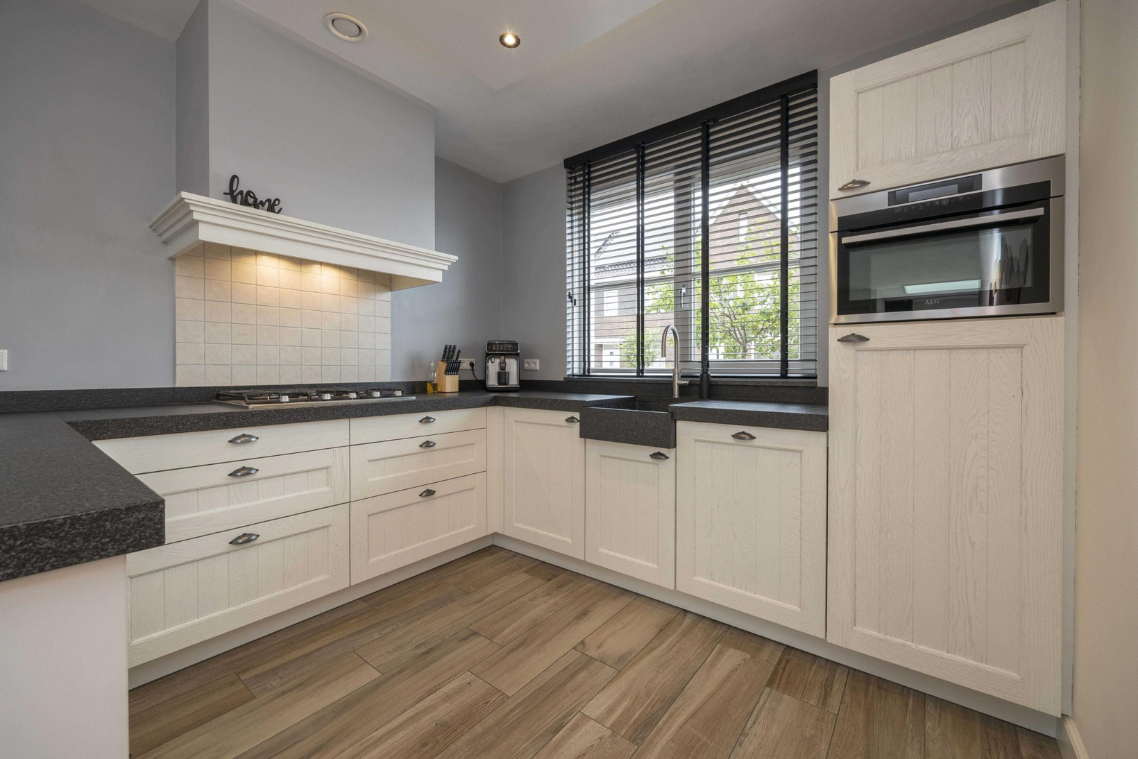 Tussenwoning te koop: Meester De Weertstraat 7, Oirschot