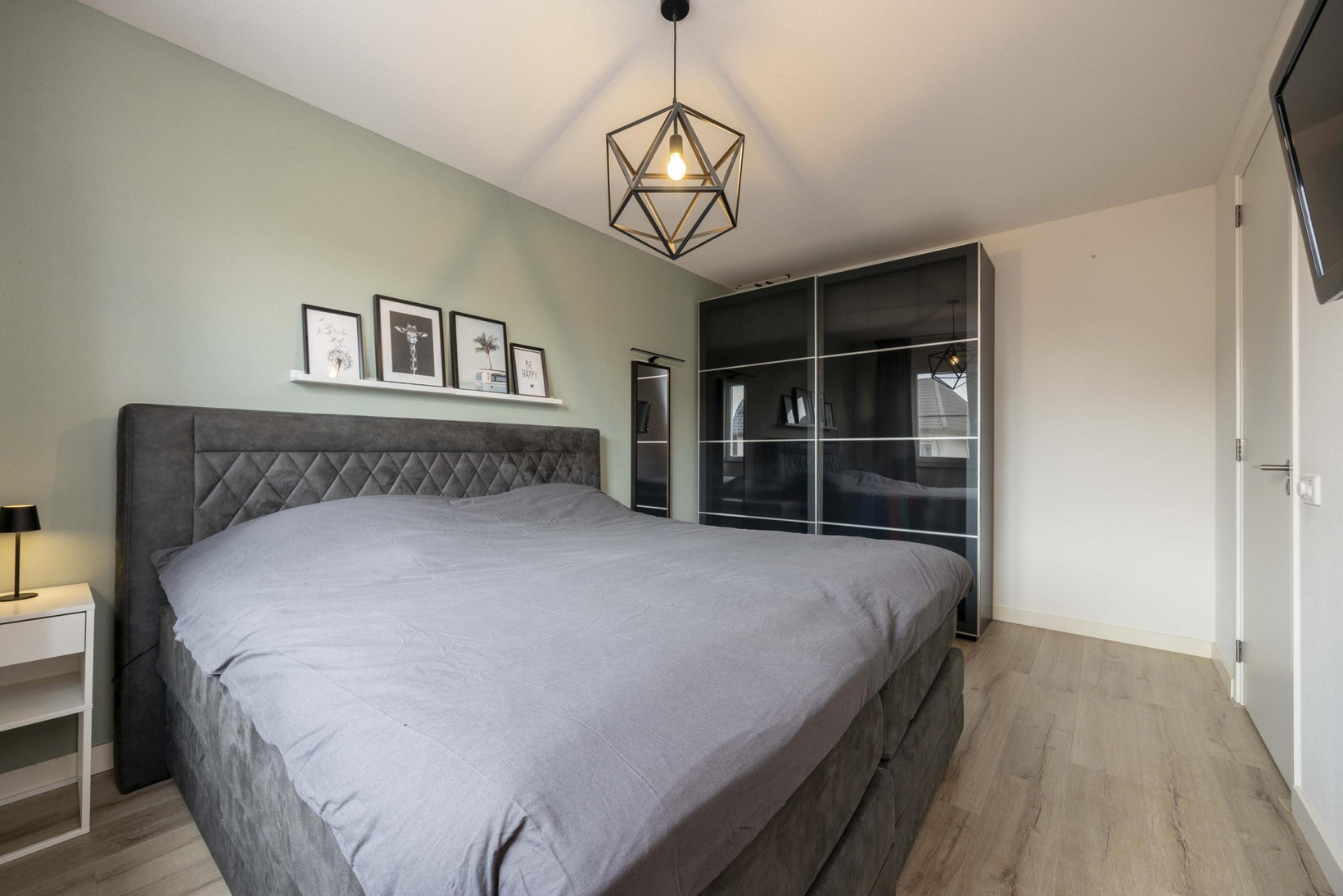 Tussenwoning te koop: Meester De Weertstraat 7, Oirschot