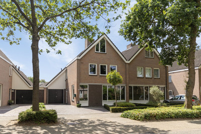 de Korenaar 15